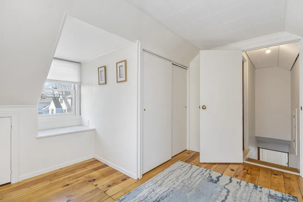 16 Meadow Way Cape Elizabeth ME 04107