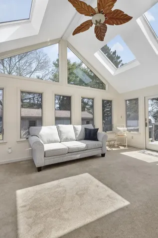 16 Meadow Way Cape Elizabeth ME 04107