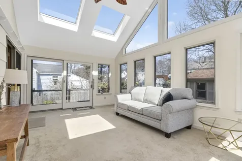 16 Meadow Way Cape Elizabeth ME 04107