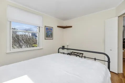 16 Meadow Way Cape Elizabeth ME 04107