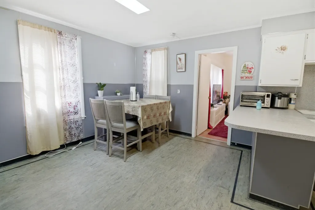104 S Main Street Auburn ME 04210