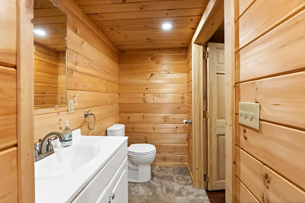 14 Beech Ridge Road Dresden ME 04342