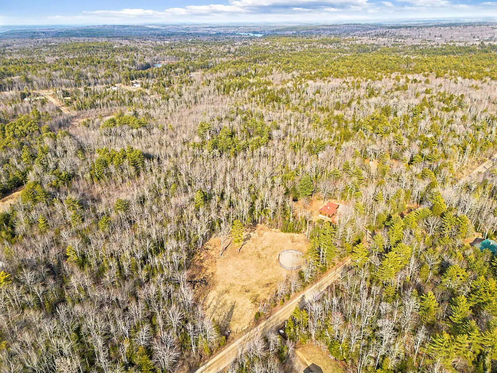 14 Beech Ridge Road Dresden ME 04342
