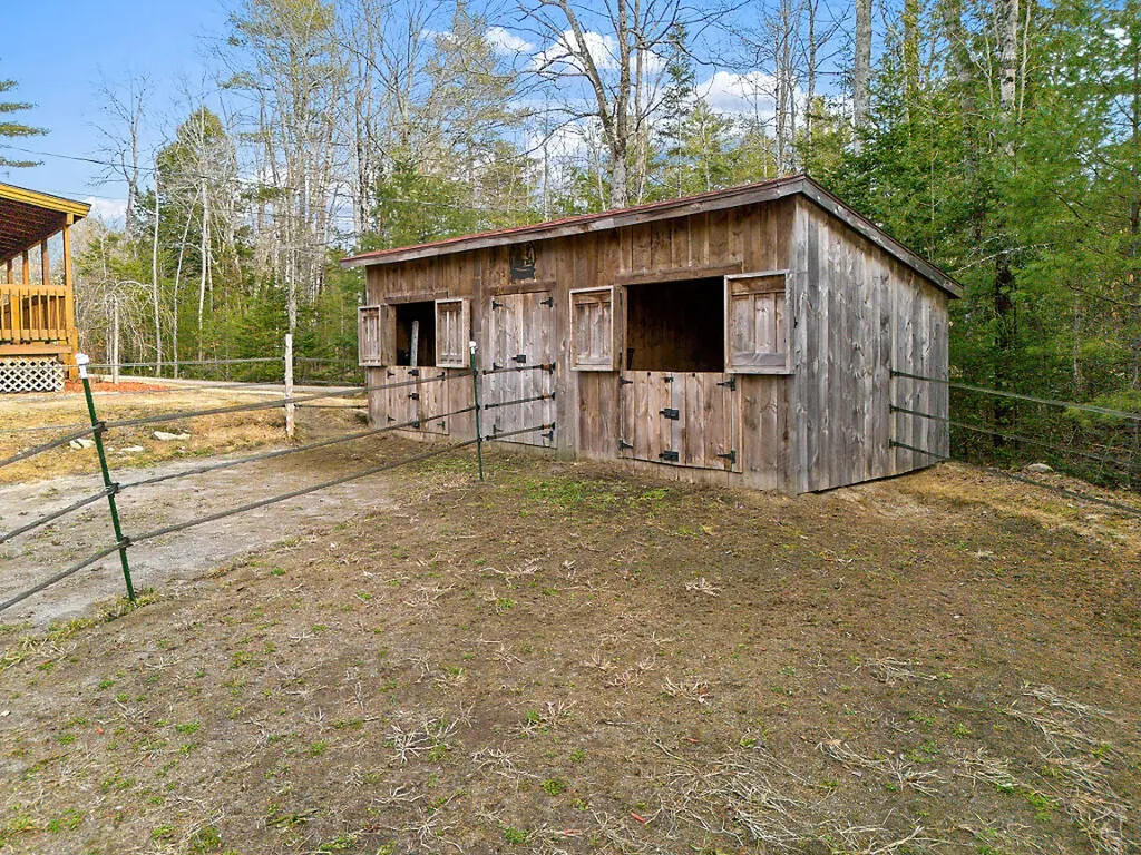 14 Beech Ridge Road Dresden ME 04342