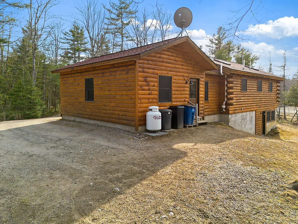 14 Beech Ridge Road Dresden ME 04342