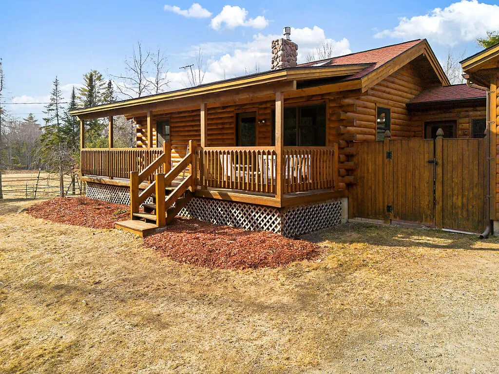 14 Beech Ridge Road Dresden ME 04342