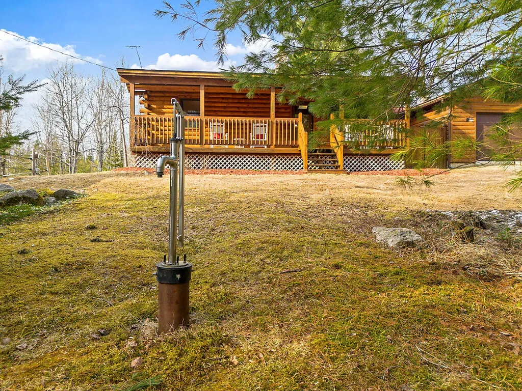 14 Beech Ridge Road Dresden ME 04342