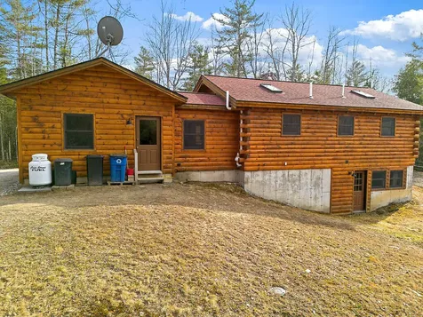 14 Beech Ridge Road Dresden ME 04342