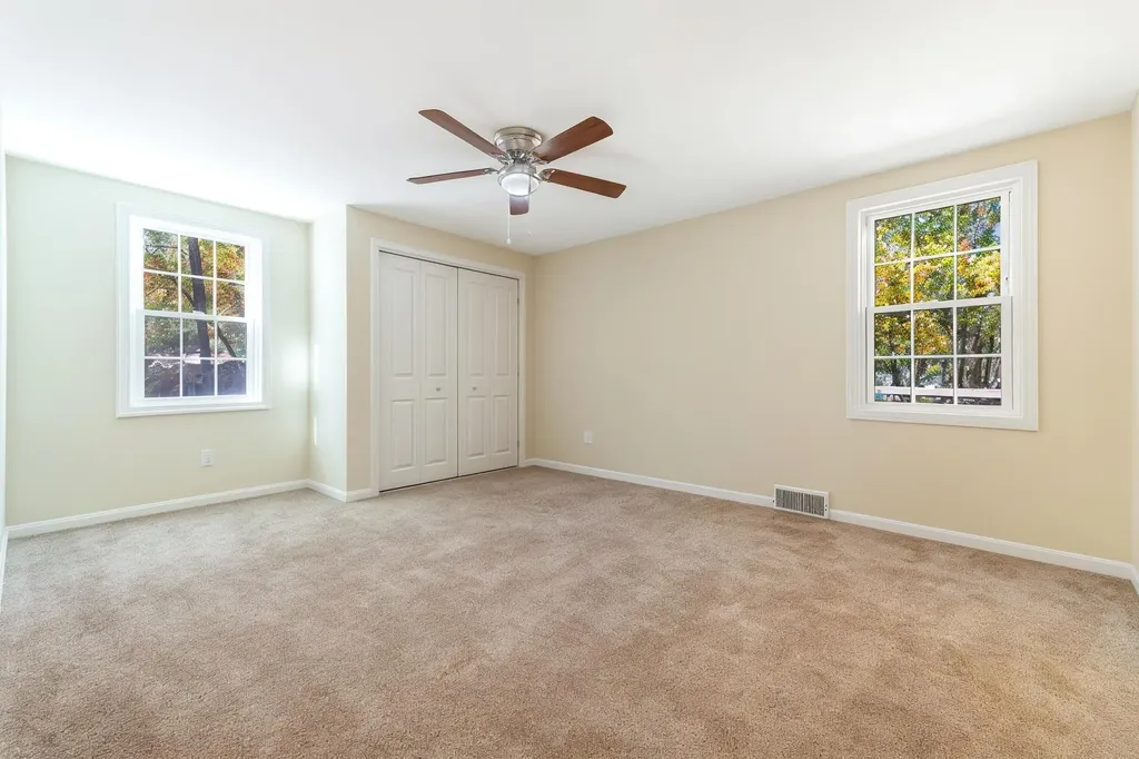 15 Moore Avenue Auburn ME 04210