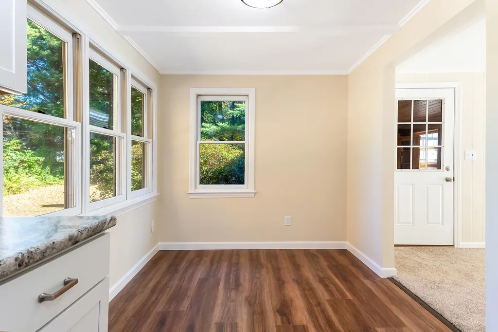 15 Moore Avenue Auburn ME 04210