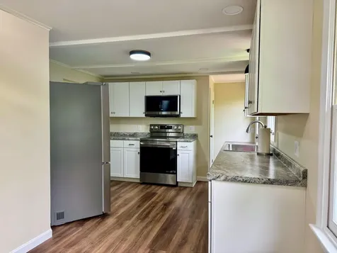 15 Moore Avenue Auburn ME 04210