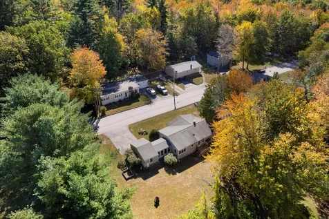 15 Moore Avenue Auburn ME 04210