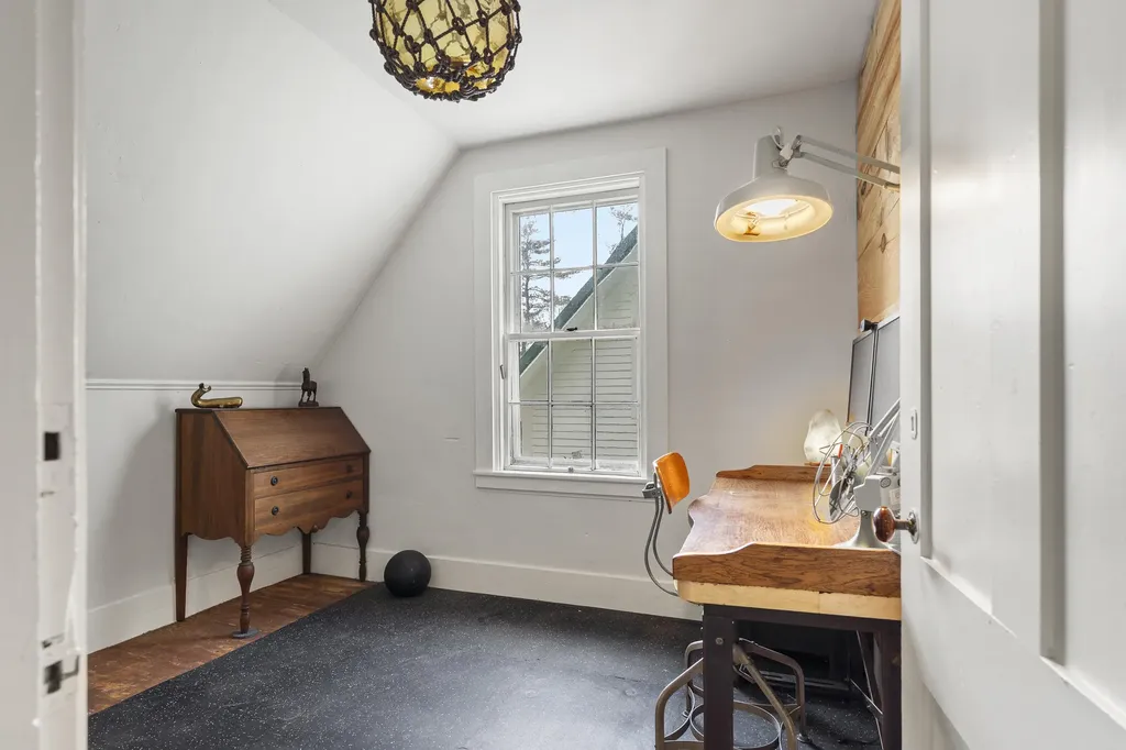 180 Ridge Road Newcastle ME 04553