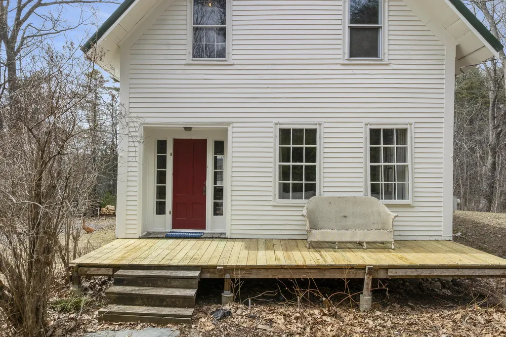 180 Ridge Road Newcastle ME 04553