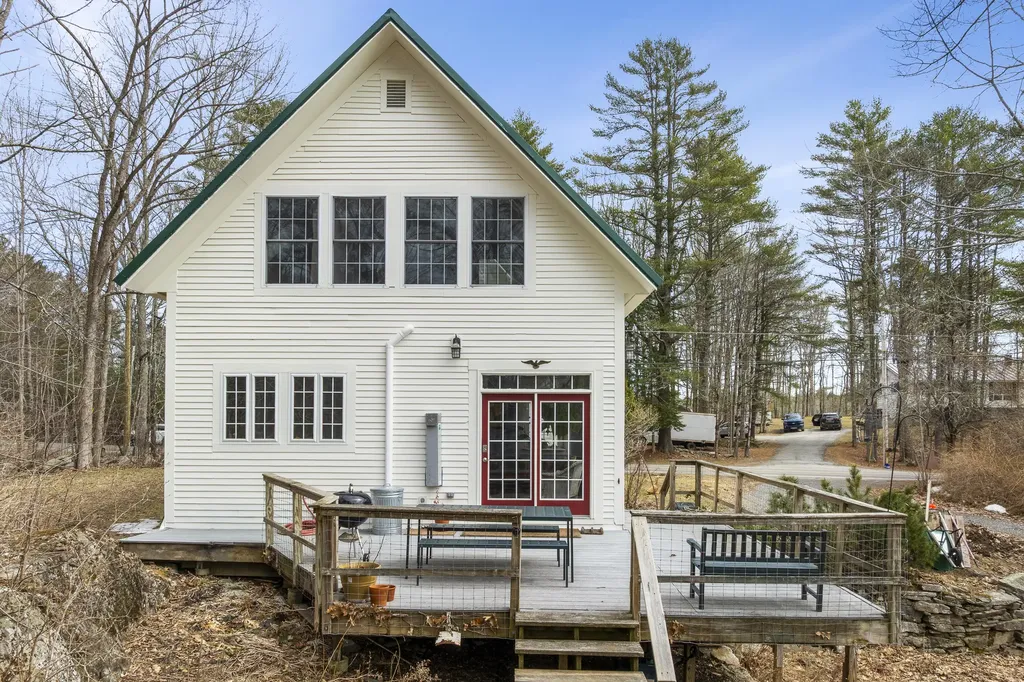 180 Ridge Road Newcastle ME 04553