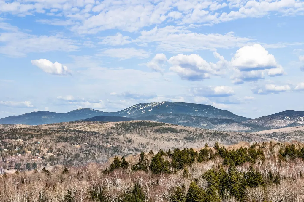92 Birds Eye Road Rangeley Plt ME 04970