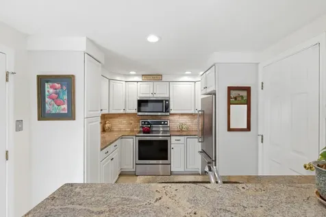 7 Cambridge Court Kennebunk ME 04043