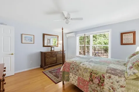 7 Cambridge Court Kennebunk ME 04043