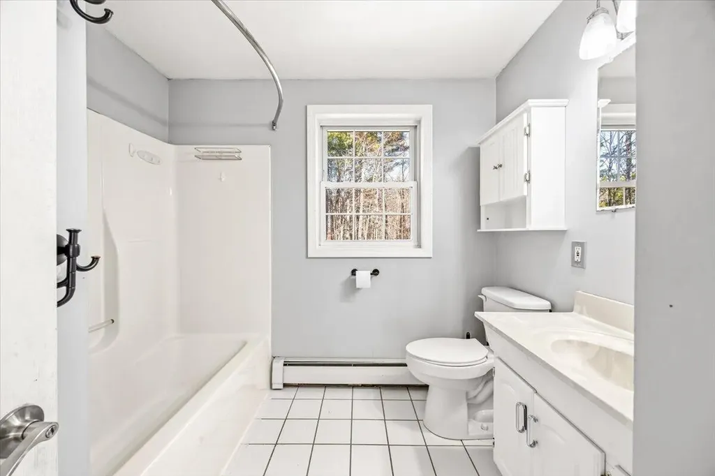 657 New Dam Road Waterboro ME 04061