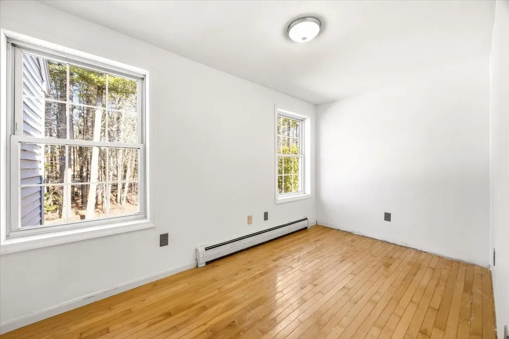 657 New Dam Road Waterboro ME 04061