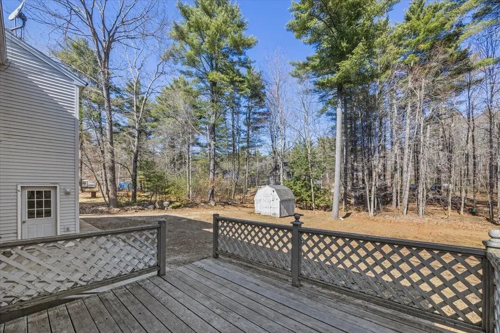 657 New Dam Road Waterboro ME 04061