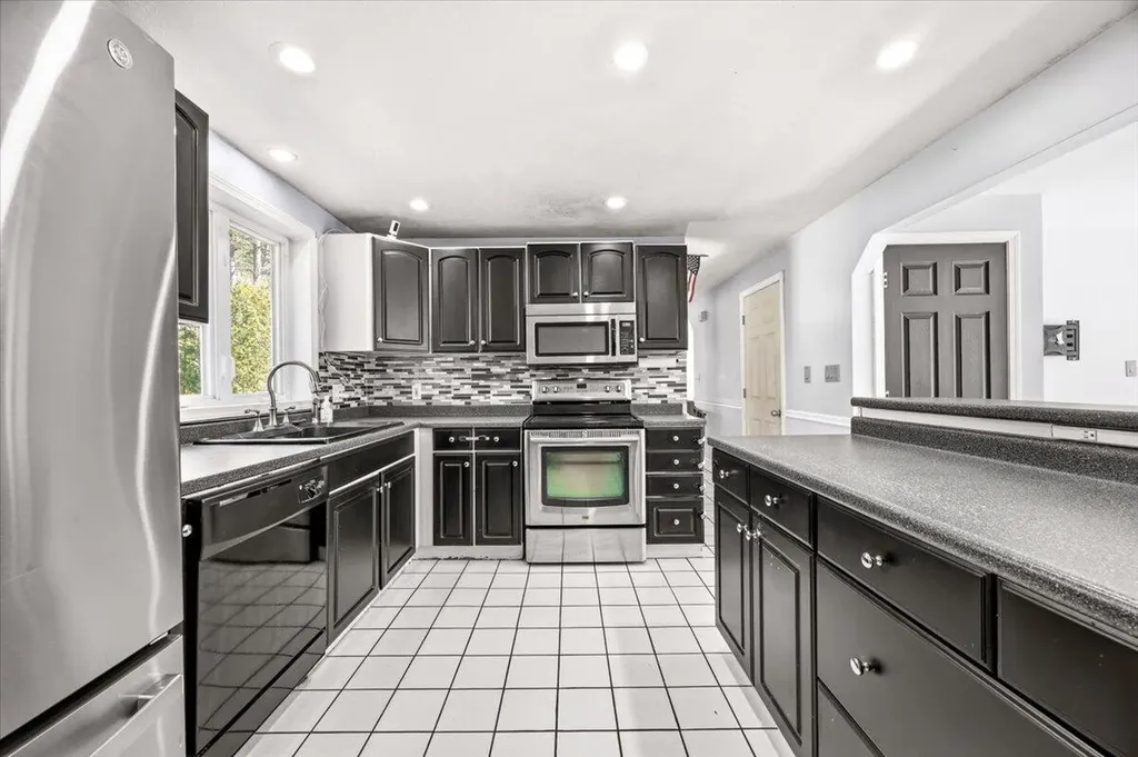 657 New Dam Road Waterboro ME 04061