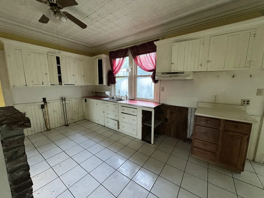 529 Main Street East Machias ME 04630