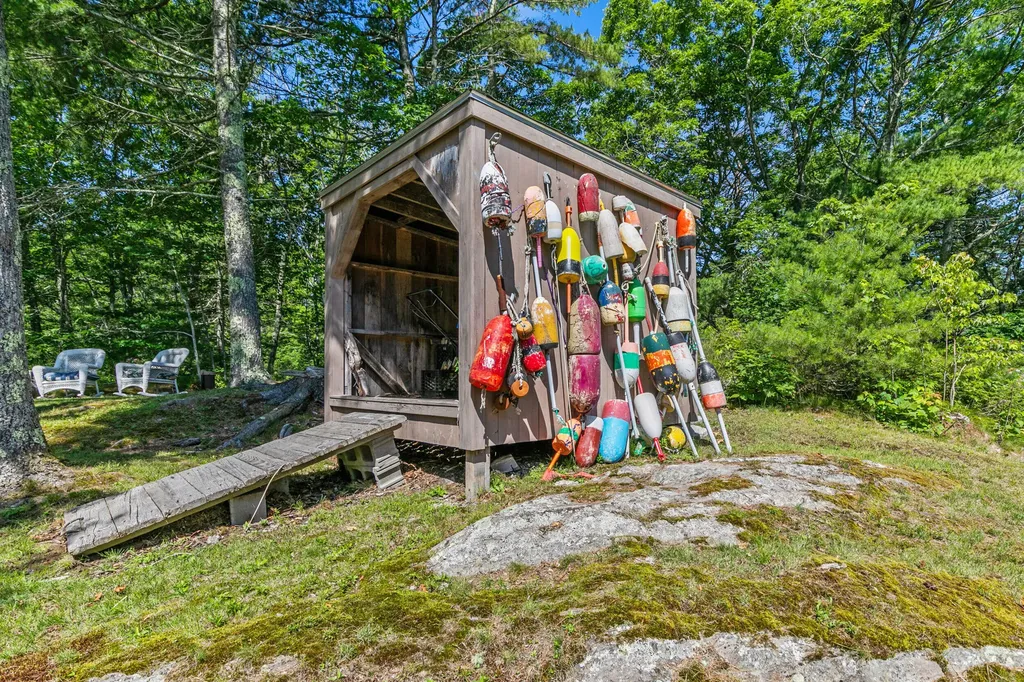 43 Dromore View Phippsburg ME 04562