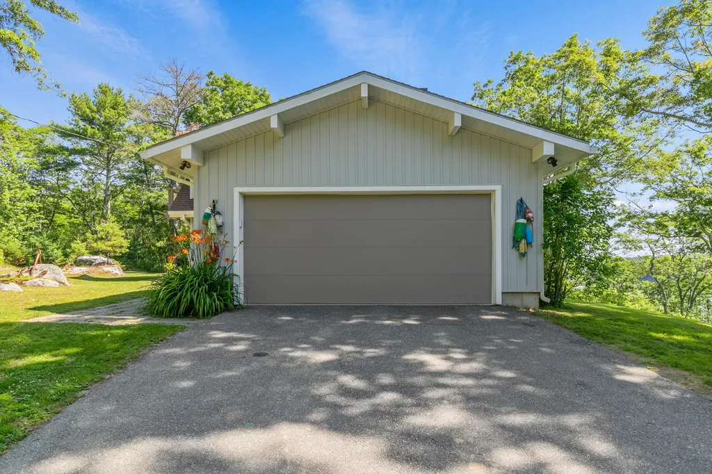 43 Dromore View Phippsburg ME 04562