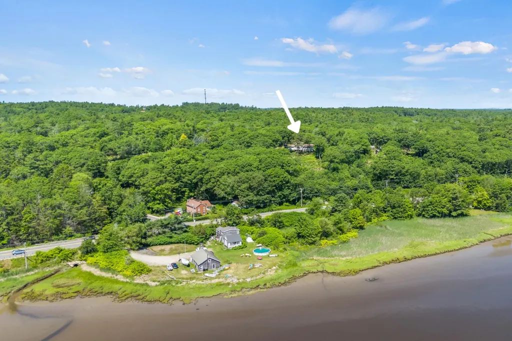 43 Dromore View Phippsburg ME 04562