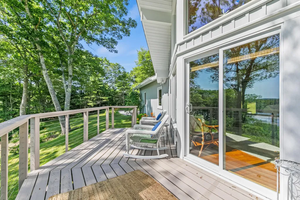 43 Dromore View Phippsburg ME 04562