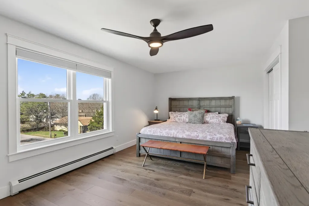 2 Schooner Way Old Orchard Beach ME 04064