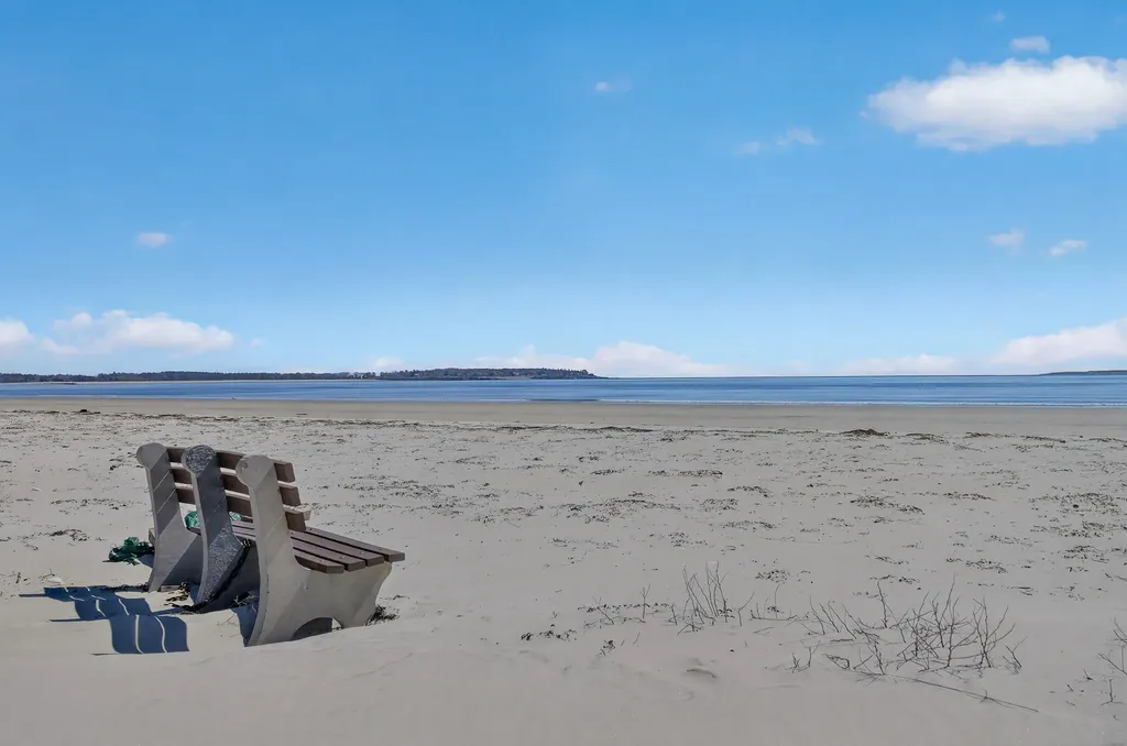 2 Schooner Way Old Orchard Beach ME 04064