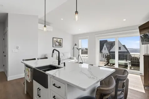 2 Schooner Way Old Orchard Beach ME 04064