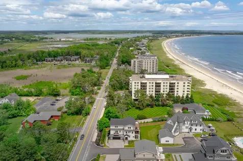 2 Schooner Way Old Orchard Beach ME 04064