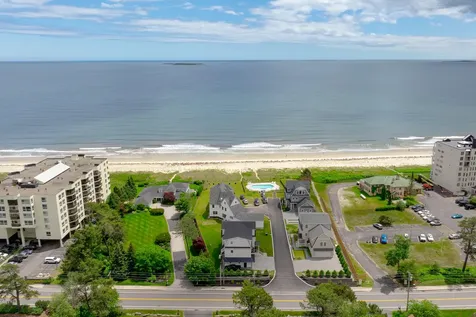 2 Schooner Way Old Orchard Beach ME 04064