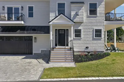 2 Schooner Way Old Orchard Beach ME 04064