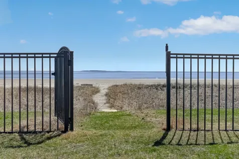 2 Schooner Way Old Orchard Beach ME 04064