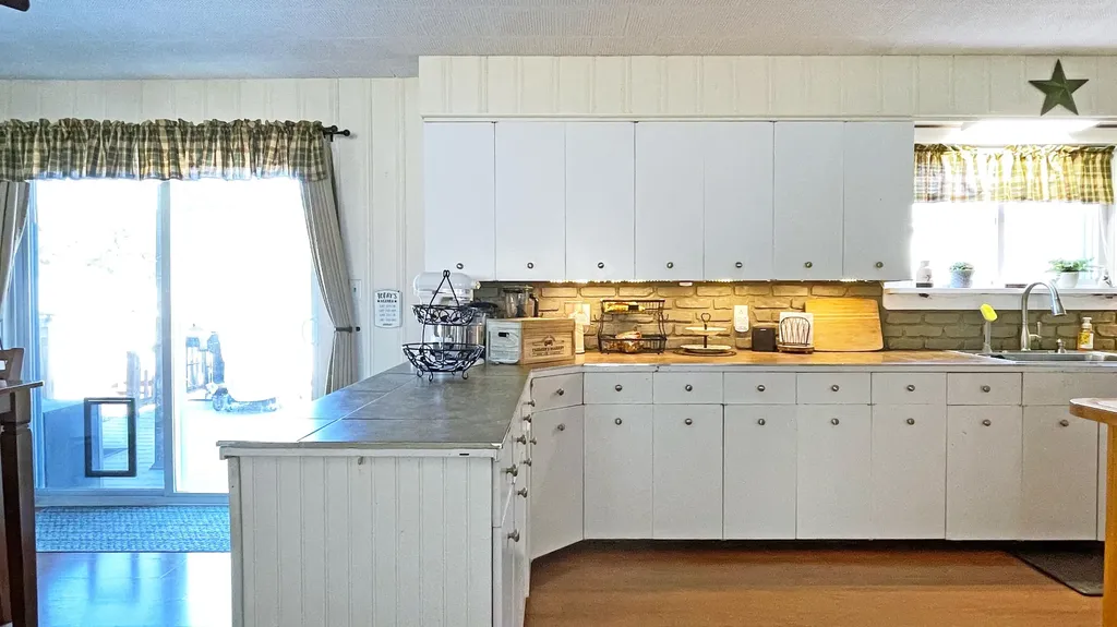 1294 Sabattus Street Lewiston ME 04240