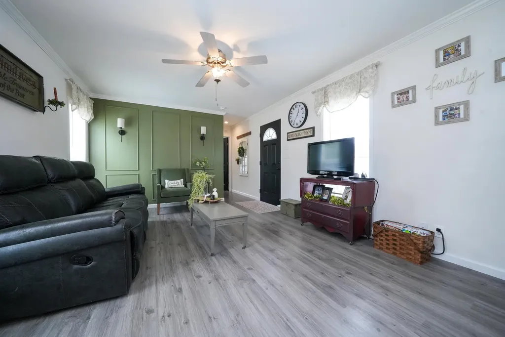 979 Essex Street Bangor ME 04401