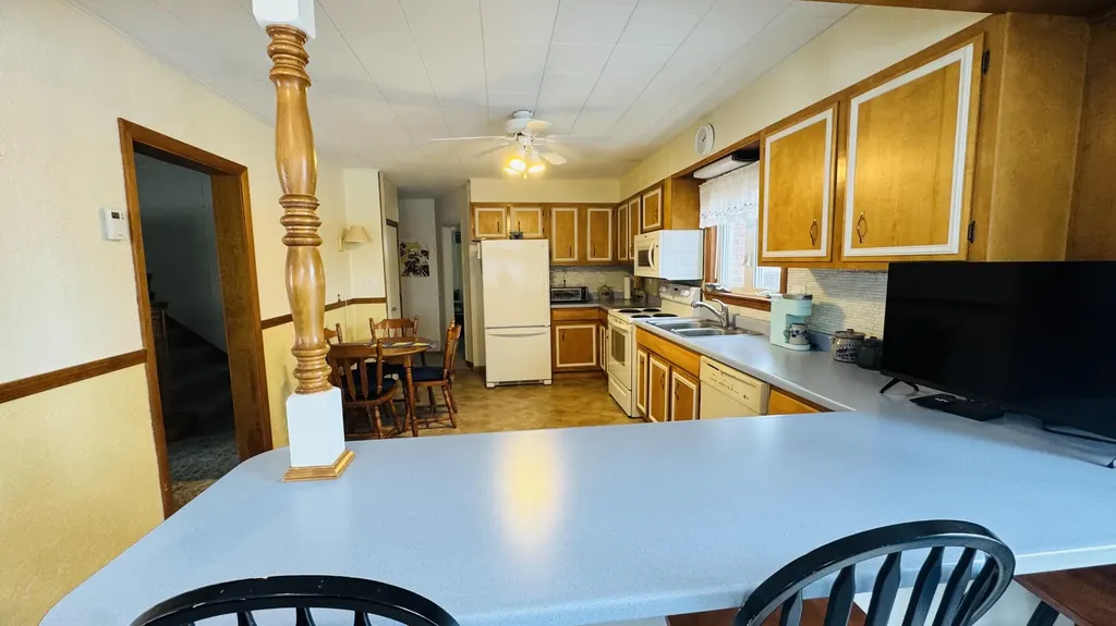 35 Leighton Avenue Limestone ME 04750