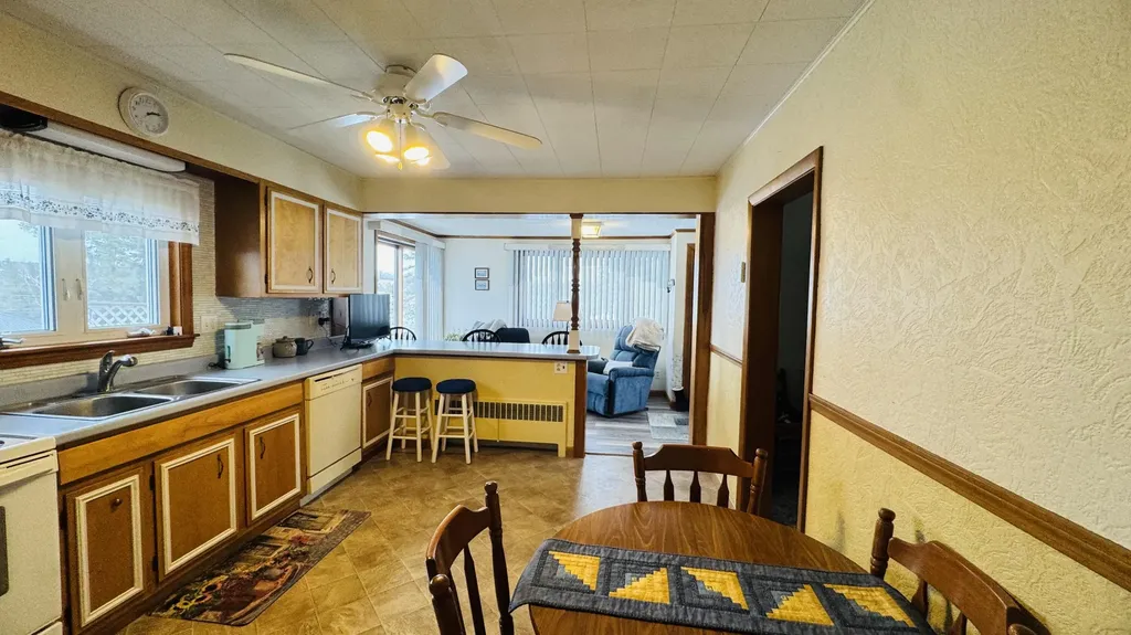 35 Leighton Avenue Limestone ME 04750
