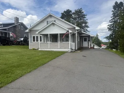 35 Leighton Avenue Limestone ME 04750