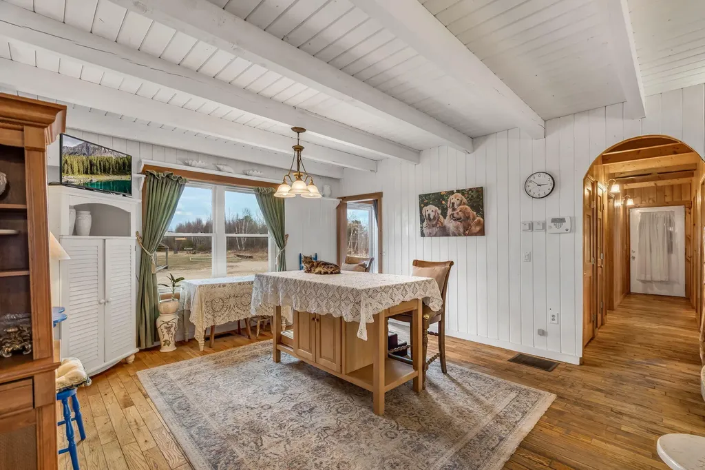 54 Folsom Ridge Road Burlington ME 04417