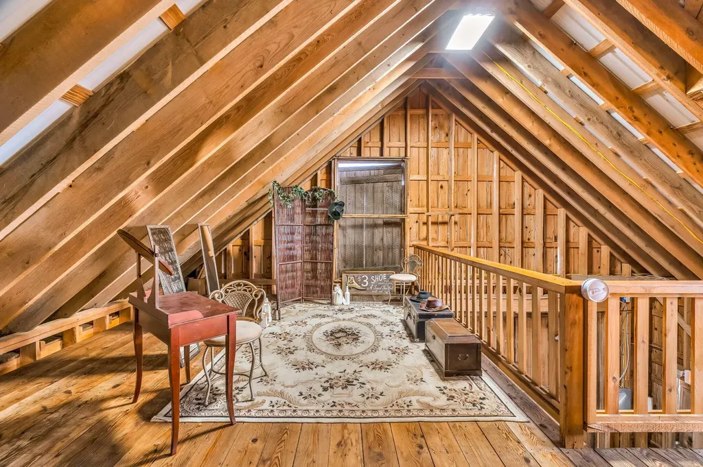 54 Folsom Ridge Road Burlington ME 04417