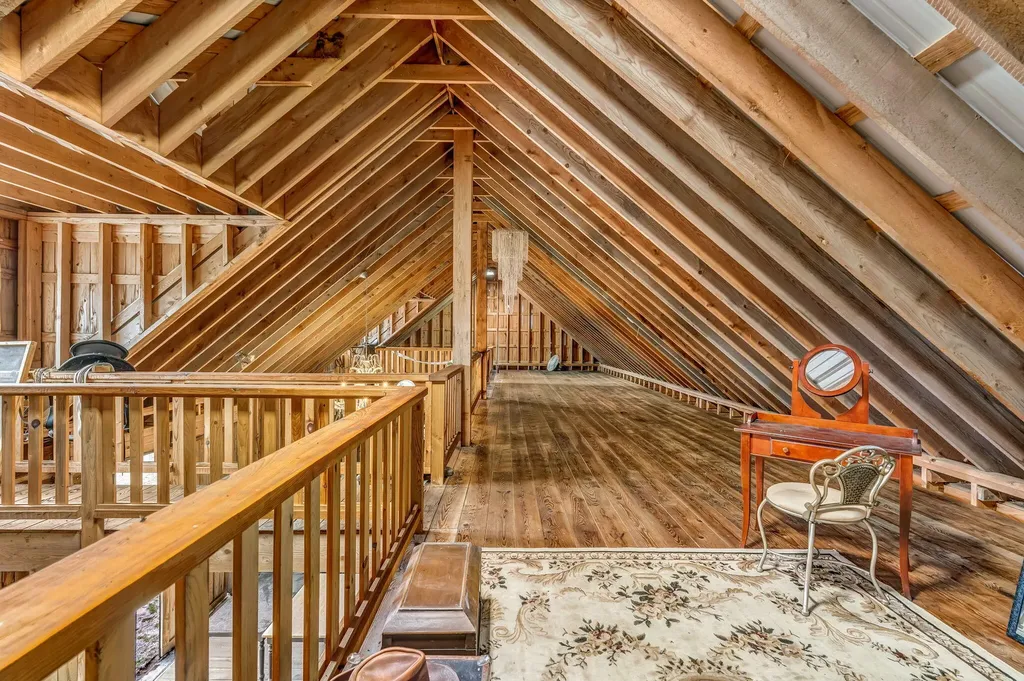 54 Folsom Ridge Road Burlington ME 04417