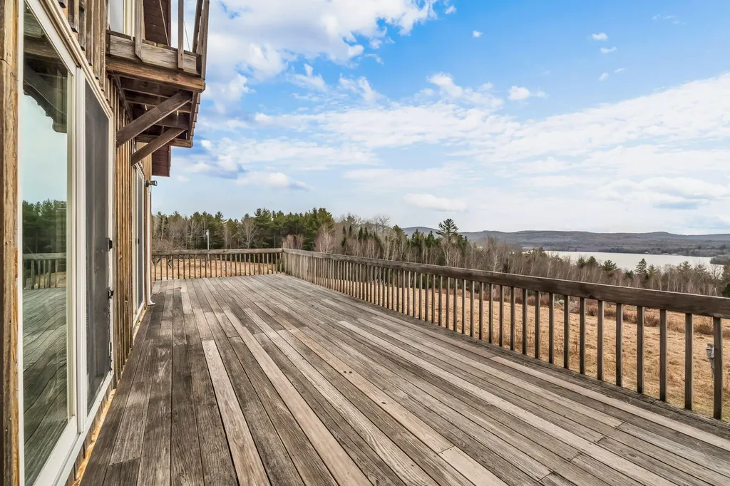 54 Folsom Ridge Road Burlington ME 04417