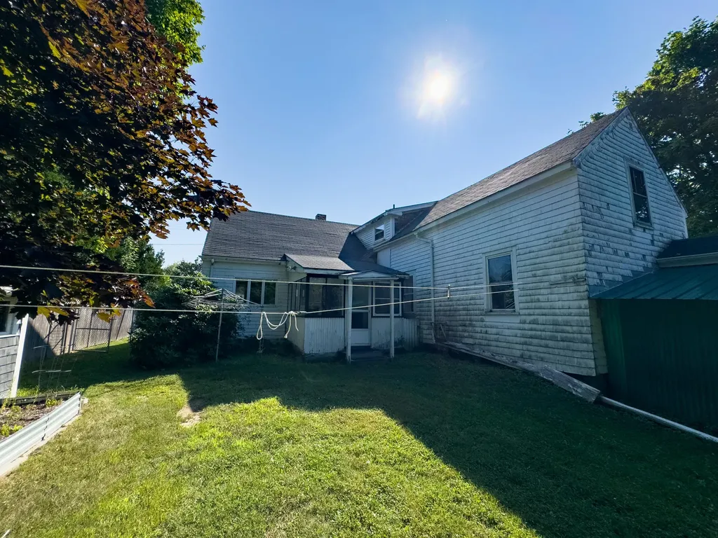 18 Bruce Street Machias ME 04654