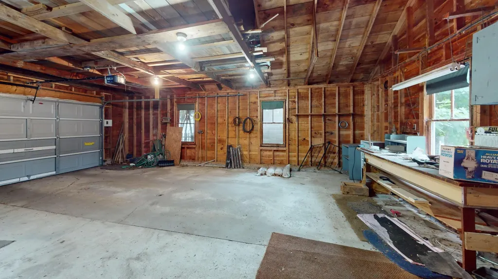 18 Bruce Street Machias ME 04654