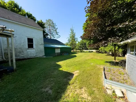 18 Bruce Street Machias ME 04654
